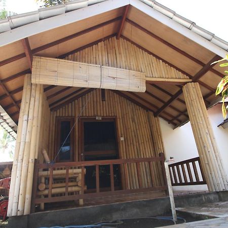 Apartamento Sari Laut Gili Meno Habitación foto