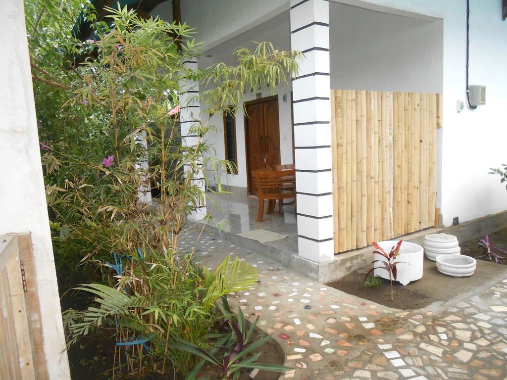 Apartamento Sari Laut Gili Meno Exterior foto
